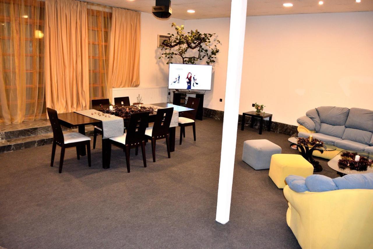 Persey Villa Μπόροβετς Εξωτερικό φωτογραφία
